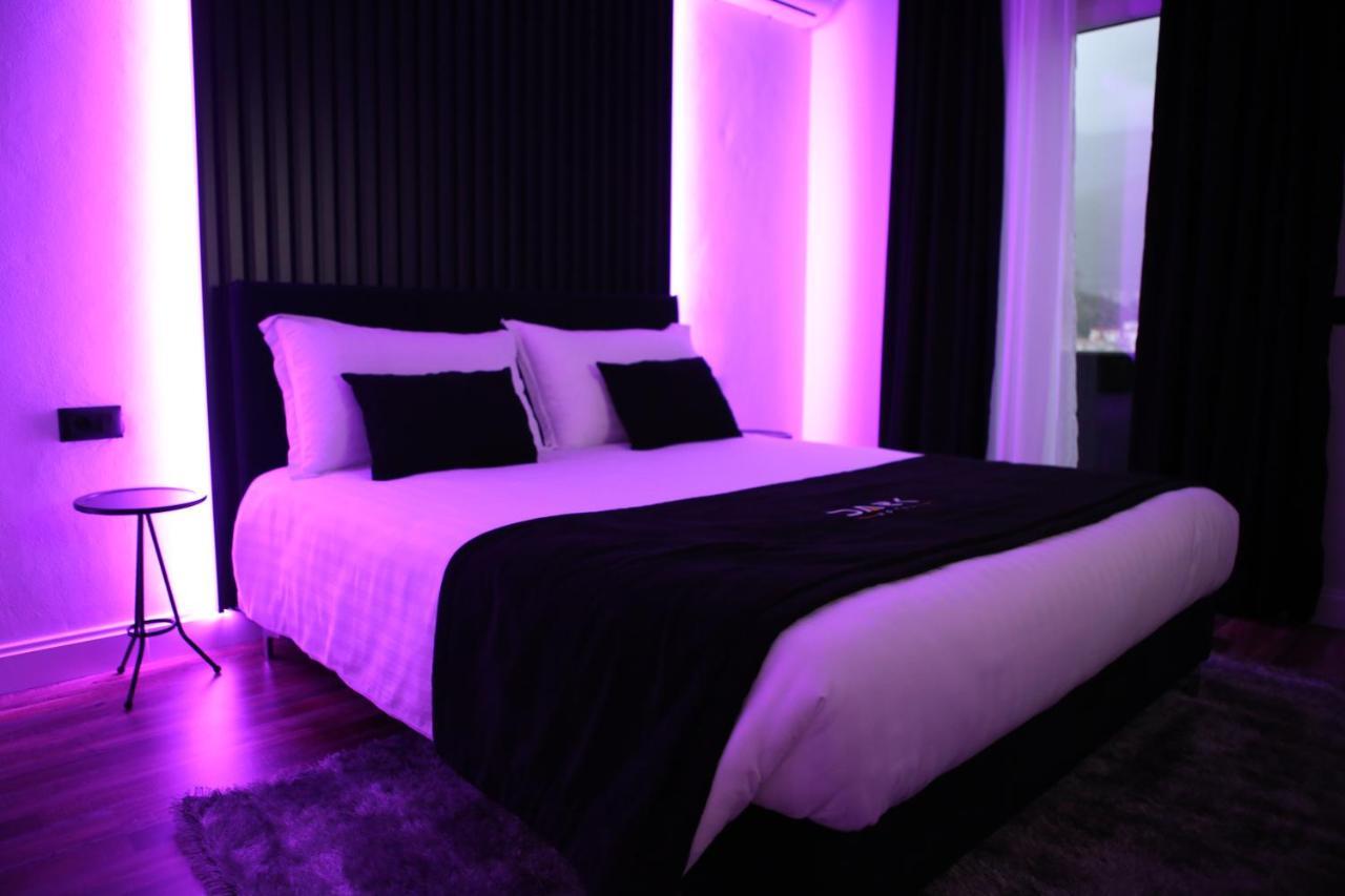 Dark Boutique Hotel Shkoze Esterno foto