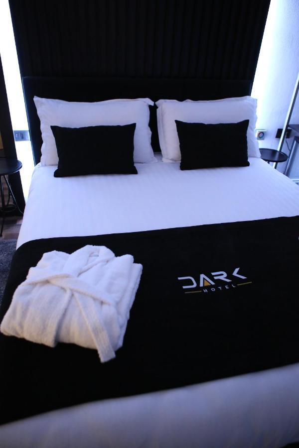 Dark Boutique Hotel Shkoze Esterno foto
