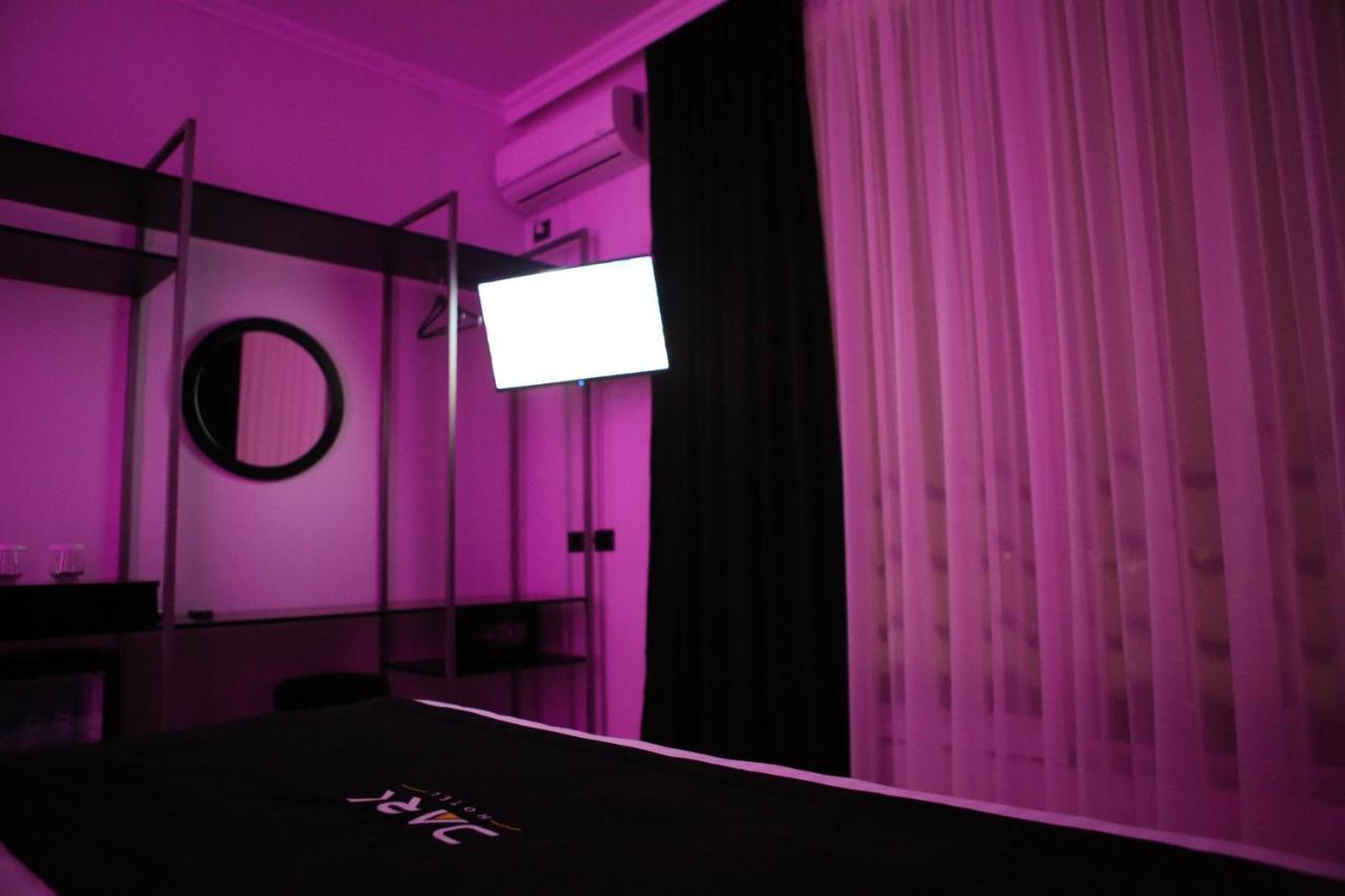 Dark Boutique Hotel Shkoze Esterno foto